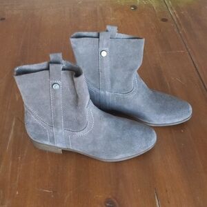 Womans Frye & Co Suede Beige Boot Size 7